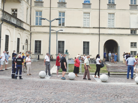 Distribuzione indecente per i sacchetti del Clir