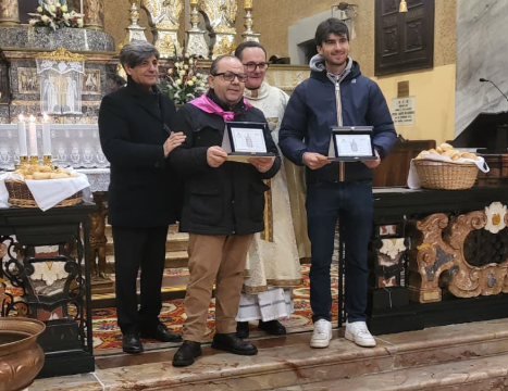 Borgo San Siro celebra il Santo Patrono: assegnati due “San Sirino d’Oro” ai volontari