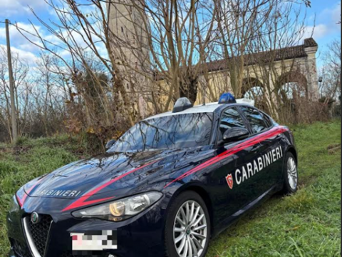 «Mio figlio è uscito con una corda e un coltello»: Carabinieri salvano un 43enne da un tentato suicidio