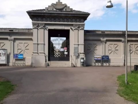 Ampliamento del cimitero: 112 loculi e nuove tariffe stabilite dalla giunta