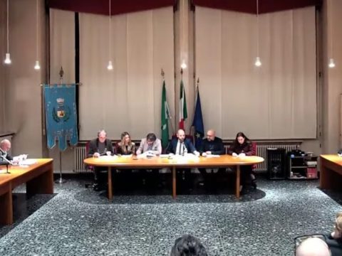 Tensioni per il bilancio tra giunta e minoranza