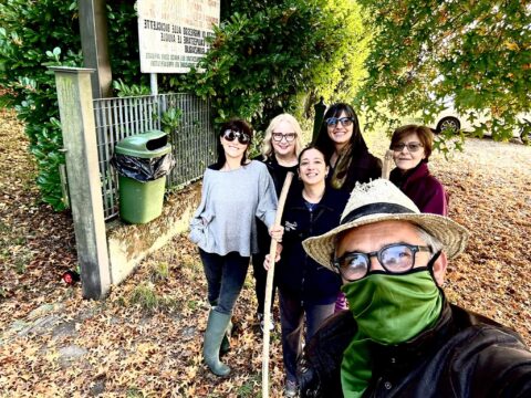 Spunta Piantaman, eroe del verde e ripulisce il Parco Nuovi Nati